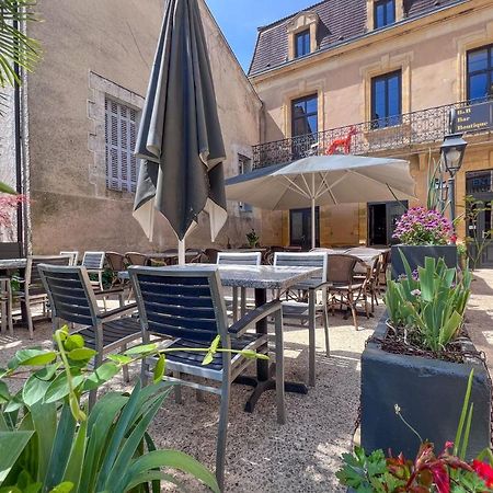 Le B Bed & Breakfast Belves Bagian luar foto
